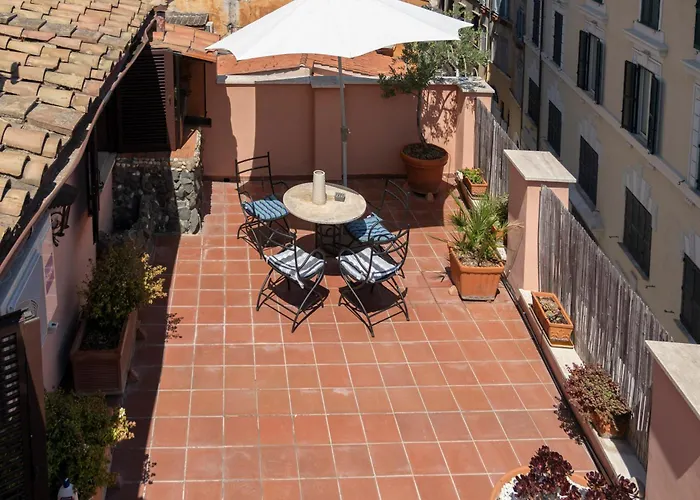 Casa Mia - Trastevere Rooftop Nest * Roma
